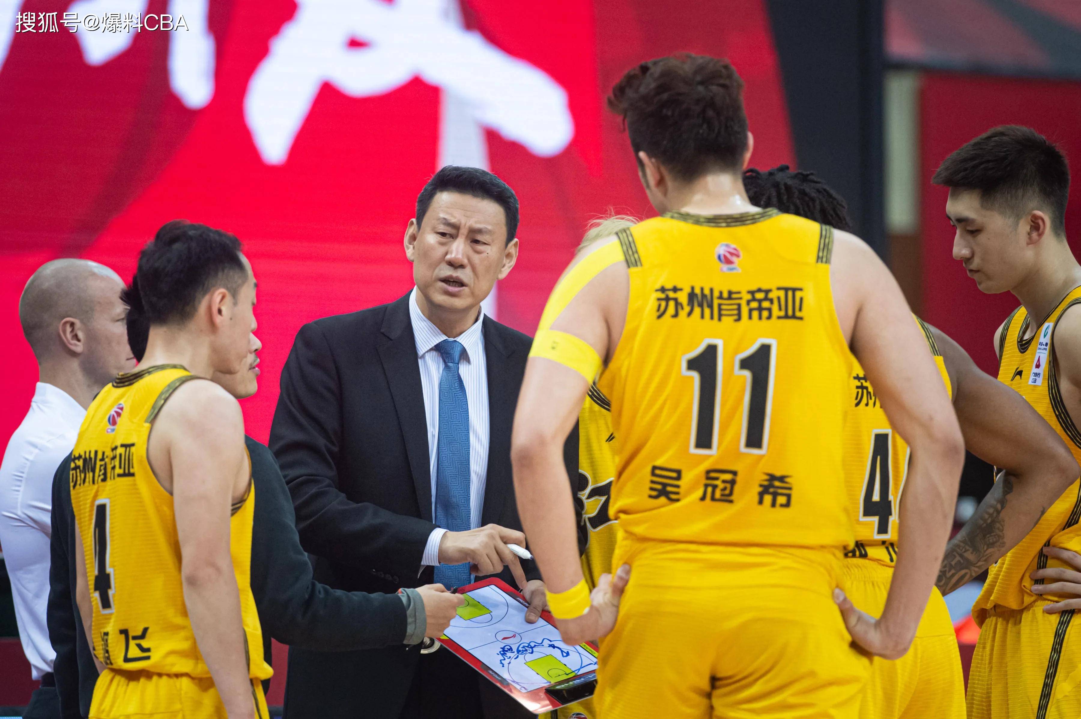 包含尼斯转会期战术微调，志在CBA常规赛名次提升，媒体盛赞，资深球员宣示担当的词条