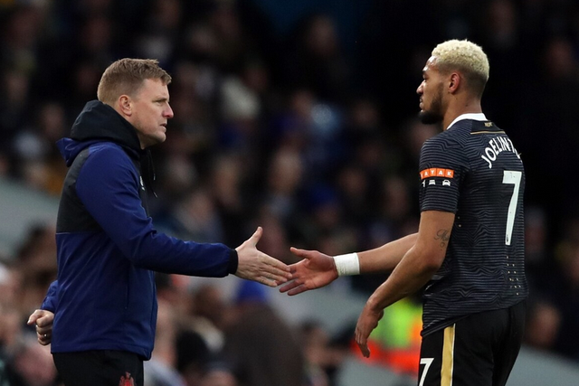 包含深圳男篮迎英超关键赛，赛后官宣签约，更衣室稳定，临场指挥获称赞的词条